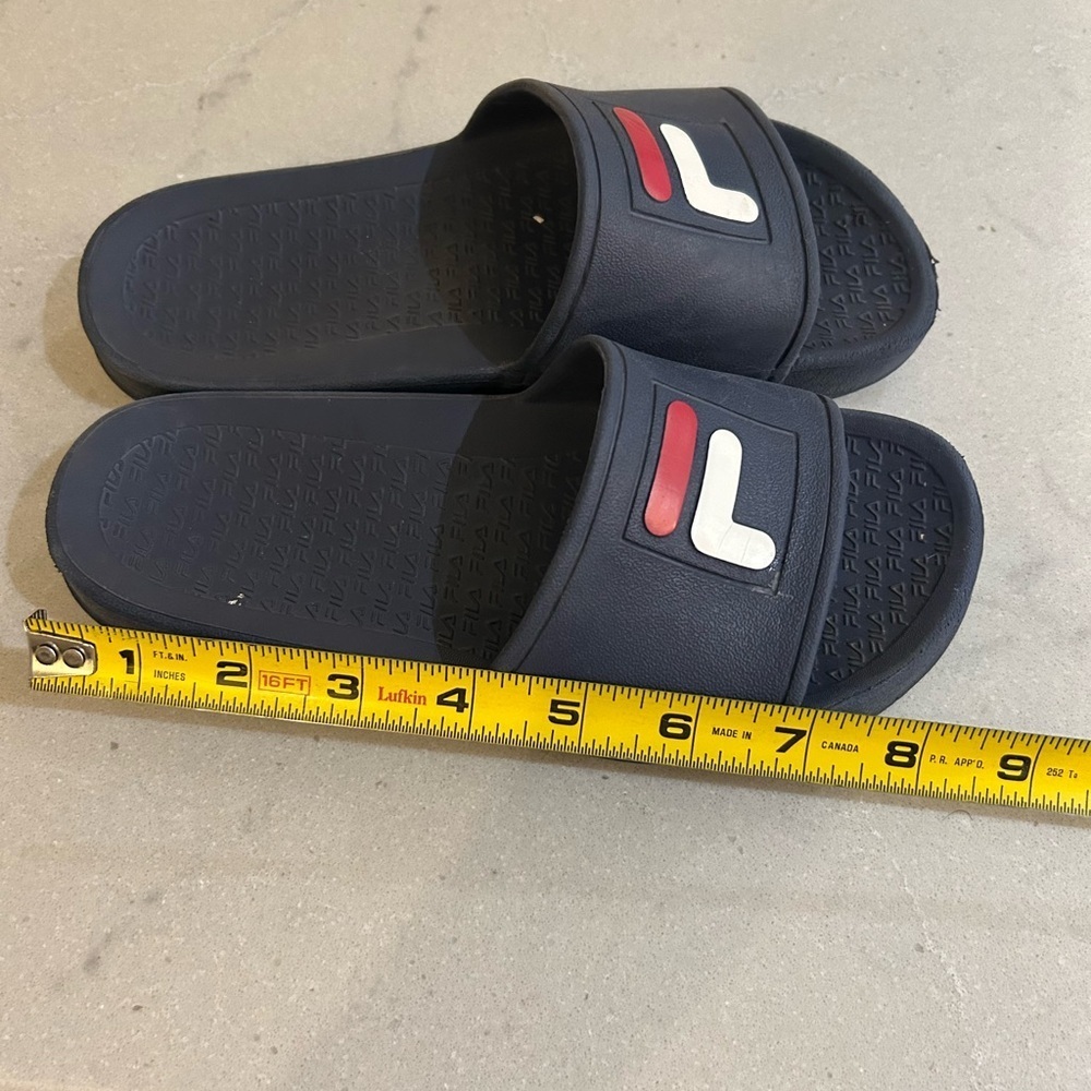 Fila Navy Slide Sandals kids size 1-2Y - Picture 2 of 3